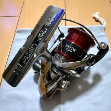 시마노 스트라딕 ci4 C2000S