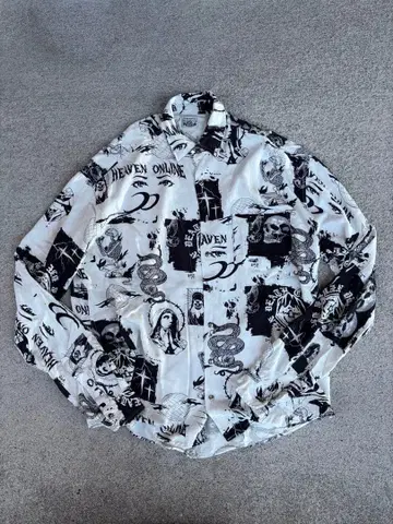 Graphic long sleeve shirt Y2K