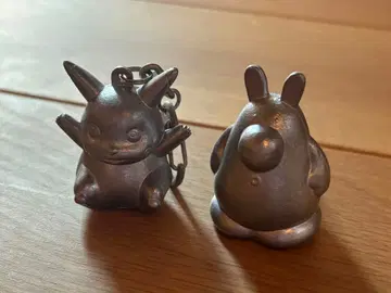 메탈 피규어 피카츄