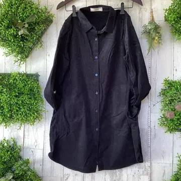 평평하게 놓음 가슴 너비 47 소매 폭 17