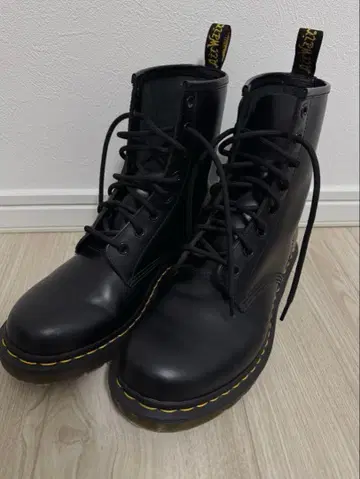 [새상품급] Dr. Martens 닥터마틴 1460 8홀 부츠