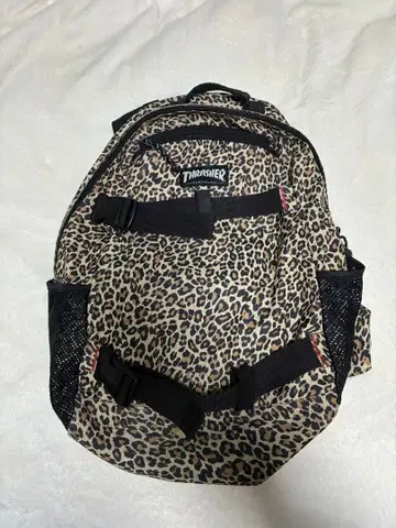 THRASHER 레오파드 무늬 백팩 y2k