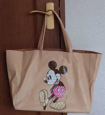 Q-pot. 토트백 미키마우스