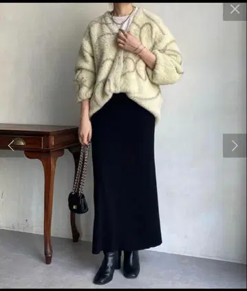 두두 AgAwd 아가우드 WEB 한정판 지오메 샤기 니트 가디건