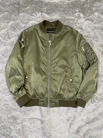 ZARA 자라 그린 계열 MA-1 자켓