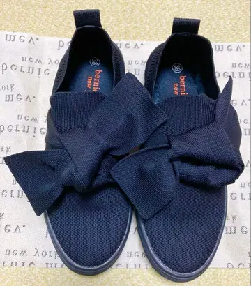 BM bernie mev 블랙 리본 포함 스니커즈