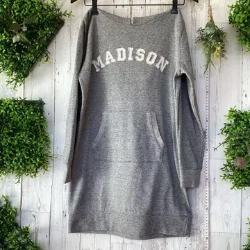 평평하게 놓았을 때 가슴 너비 50