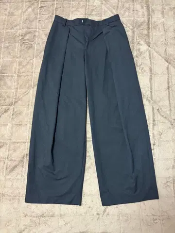 ZARA 슬랙스 가격 인하 가능합니다.