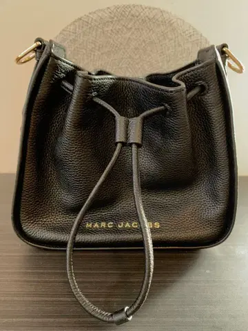MARC JACOBS 블랙 숄더백
