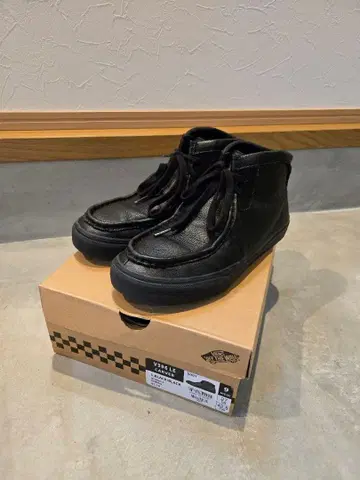 [ 새상품급 ] VANS CARVER 로리안 신발 가죽 27.0cm