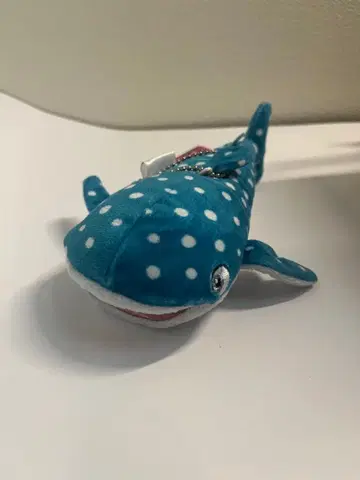 디즈니 파인딩 니모 진베이 상어 디스티니