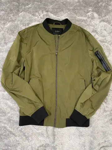 ZARA MA-1 그린 계열 블루종