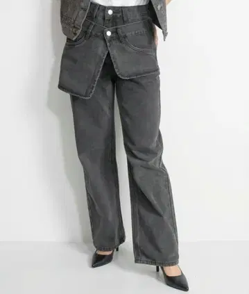 [ 거의 새상품 ] 아웃 포켓 스트레이트 데님 팬츠 더블 포켓