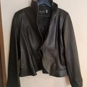 BELLUCCI 블랙 가죽 자켓