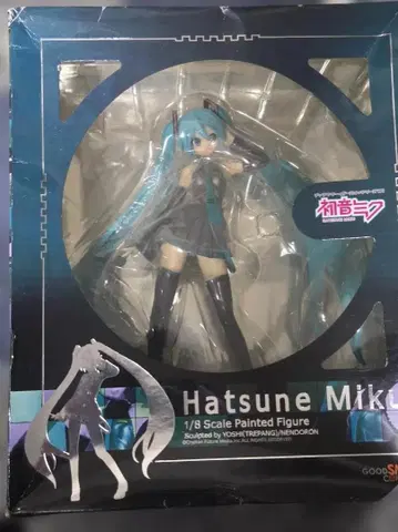 하츠네 미쿠 1/8 페인팅 완료 피규어