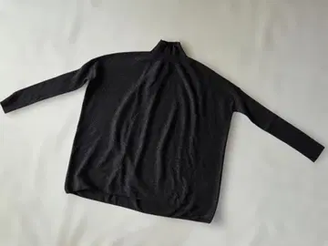 gentry portofino 하이넥 스웨터 다크 그레이