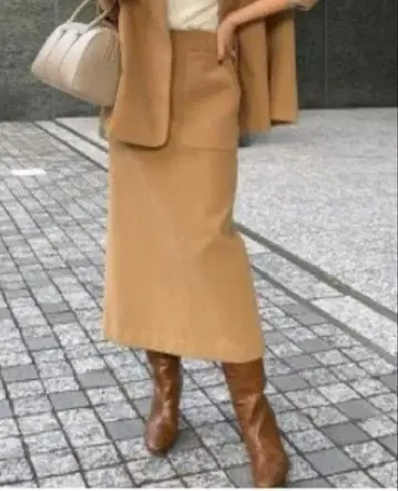 anuans 아뉴앙스 아웃 포켓 타이트 스커트 M