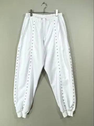 291 IKUMI 두꺼운 원단 속기모 스터드 맨투맨 팬츠 사이즈 F