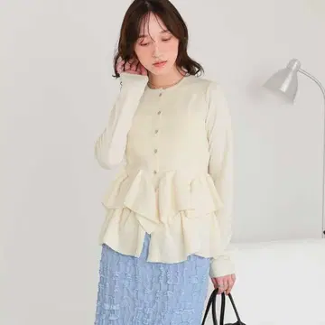 [택 포함 새상품] titivate 티티베이트 프릴 헴 니트 가디건