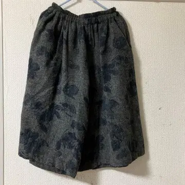 팔라스 팰리스 꽃무늬 가우초 팬츠 그레이