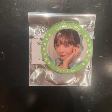 FRUITS ZIPPER 사쿠라이 유이 캔뱃지 캔디 의상