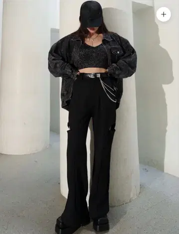 Glam Lips 사이드홀 SWEAT 슬랙스