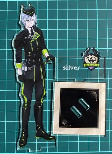 트위스테 실버 기숙사복 아크릴 스탠드