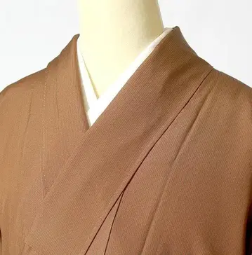 7716 약간 넉넉한 밀색 자개 줄 무늬 순수 실크 염색 코몬 새상품급