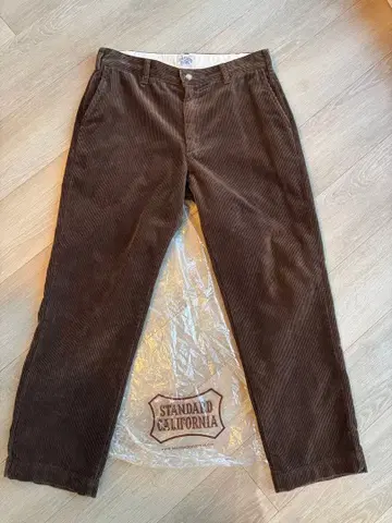 STANDARD CALIFORNIA 코듀로이 팬츠 브라운