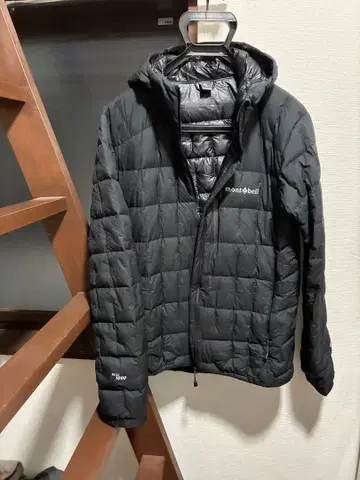 이그니스 다운 파카 사이즈 M 몽벨