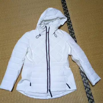 TOMMY HILFIGER 화이트 다운 자켓