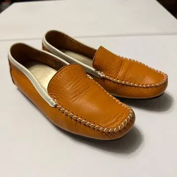여성용 오렌지 가죽 모카신 로퍼 23.5cm