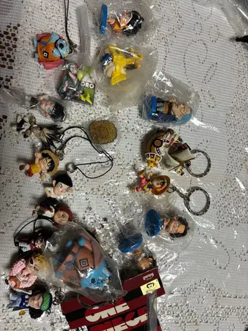 새상품 미사용품 원피스 피규어 키링 외 19점 덤 포함