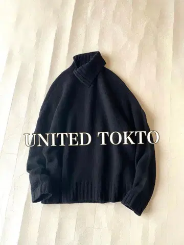 유나이티드 도쿄 UNITED TOKTO 캐시미어 혼방 슬릿 터틀 니트