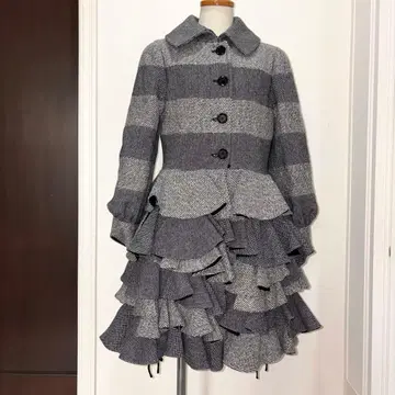 MOSCHINO 럭셔리 프릴 귀여운 코트 이탈리아제