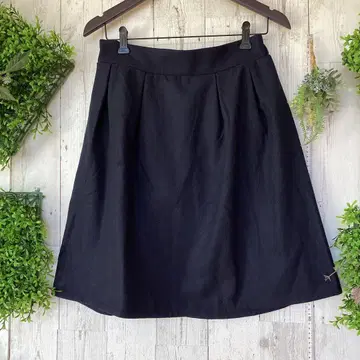 평평하게 놓았을 때 허리 37 밴딩 있음