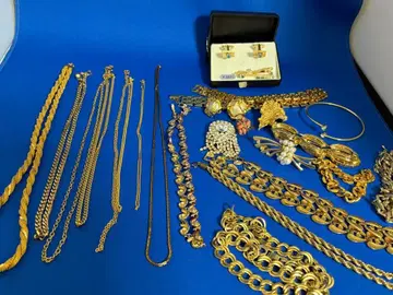 [ 유품 정리 ] 골드 컬러 주얼리 세트