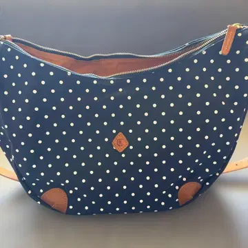 클레도란 숄더백