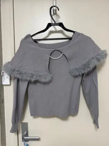 evelyn 퍼 케이프 니트