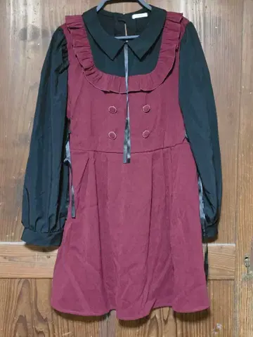 버건디 프릴 원피스