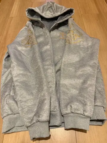 CLASSILAL 그레이 후드 부착 후드티