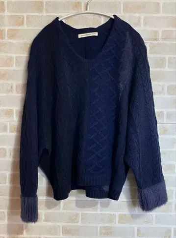 GALLARDA GALANTE 돌먼 니트 스웨터 네이비