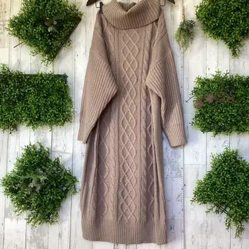 평평하게 놓았을 때 가슴 너비 67