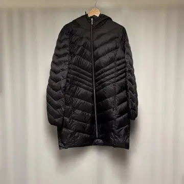 마이클코어스 블랙 다운 자켓 퀼팅