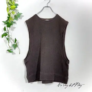 아이템즈 어반 리서치 니트 베스트 슬리브리스 차콜 F