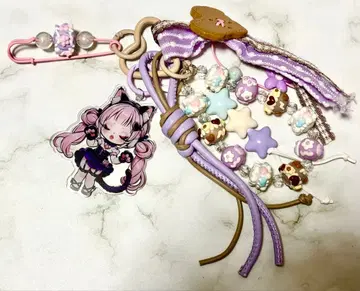 SKULLPANDA 아크릴 키링 스트랩