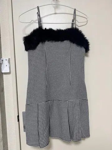 안뮤르 퍼 하운드투스 체크 플리츠 OP