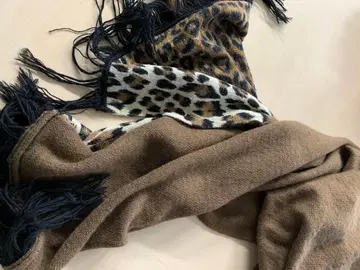 이타리야 이탈리아 스톨 숄 머플러 캐시미어 레오파드 무늬 프린지 부착