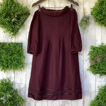 평평하게 놓음 가슴 너비 43 소매 폭 16