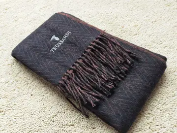 새상품 TRUSSARDI 트루사르디 울 머플러 캐시미어 혼방 오샤레 패턴